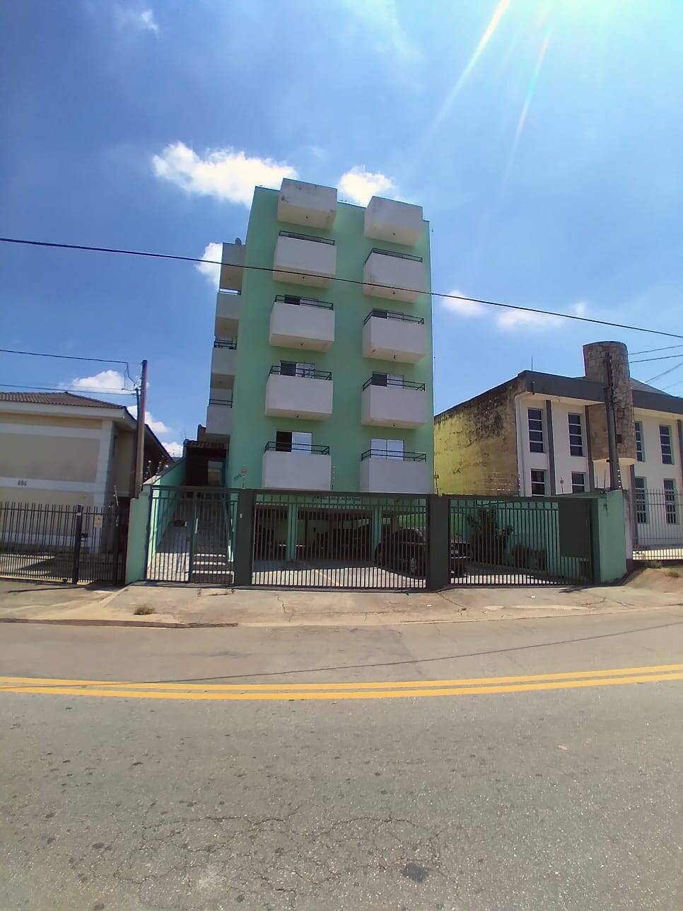 #588 - Apartamento para Venda em Sorocaba - SP
