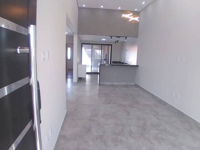 #603 - Casa para Venda em Sorocaba - SP - 2