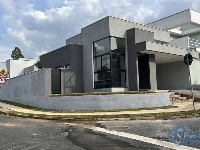 Venda em Aparecidinha - Sorocaba
