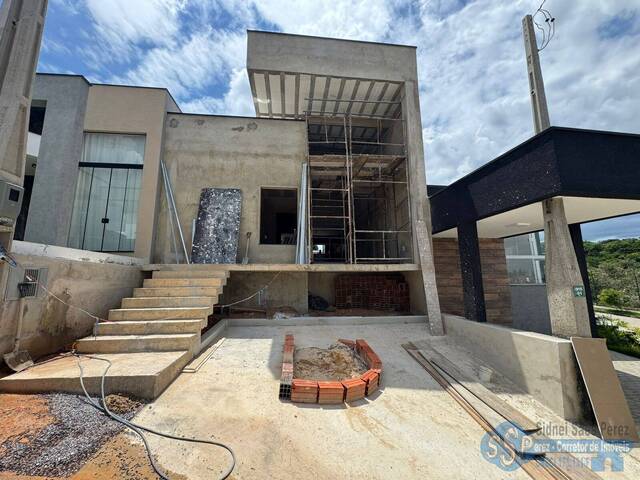 Venda em Residencial Horto Florestal Villagio - Sorocaba