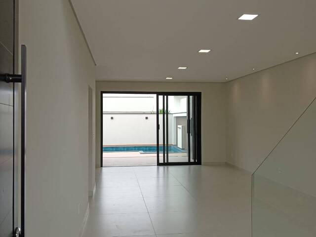 #641 - Casa em condomínio para Venda em Sorocaba - SP